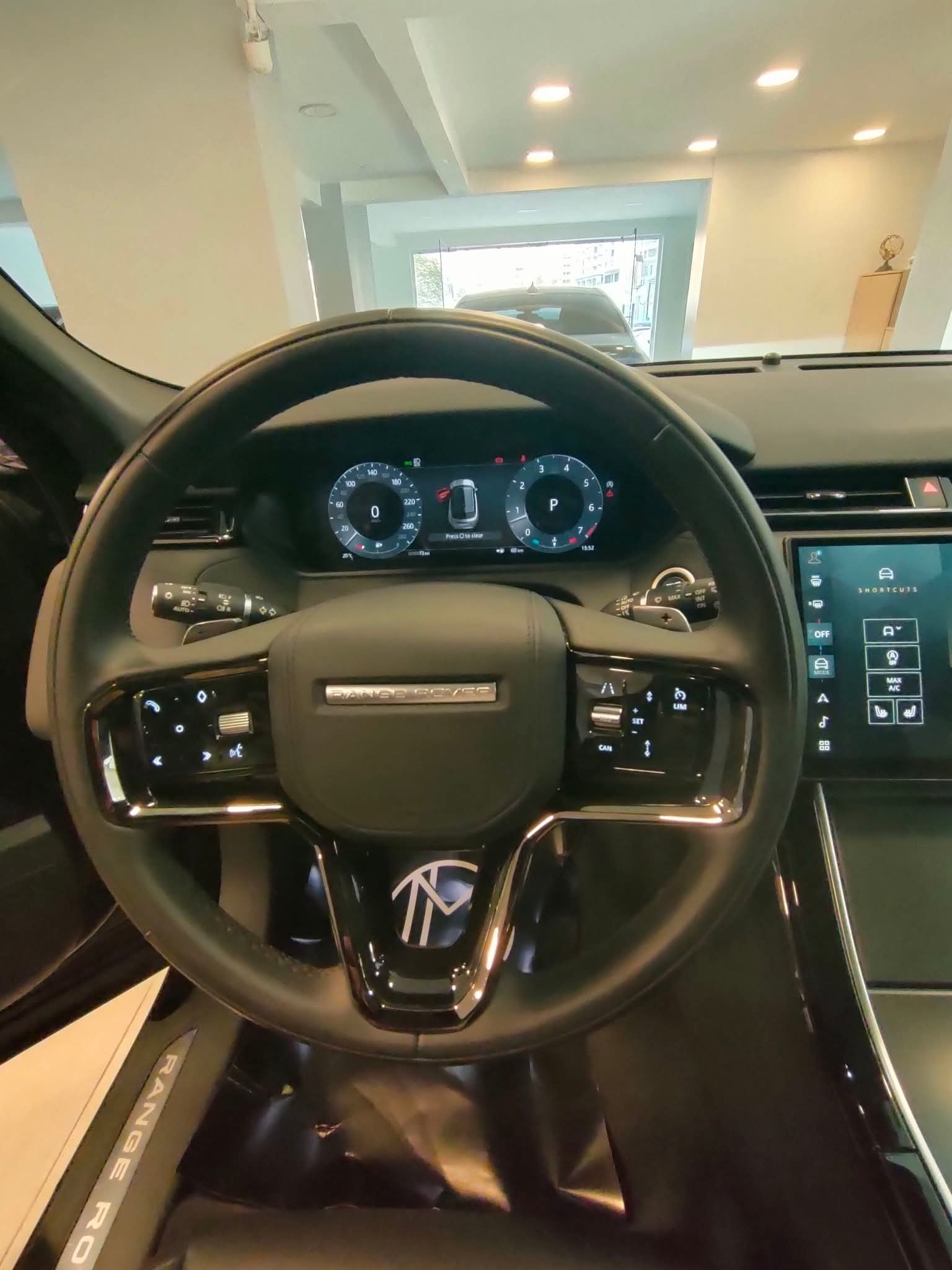 
								Range rover autobiography full									